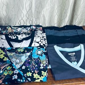 Women’s XL Scrubs Bundle of “9” Medical Scrubs XL